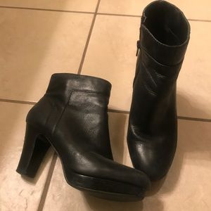 Nine West black booties